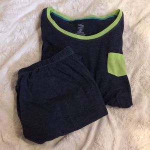 Navy Blue Pajama Set With Short Sleeve Shirt and Capris Pants